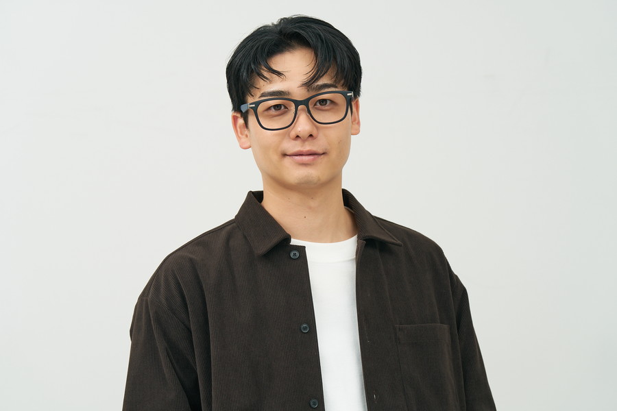 創業25周年フェア]ラバーテンプルが特徴のウェリントン型メガネ