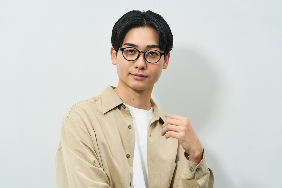飽きのこない定番メガネ