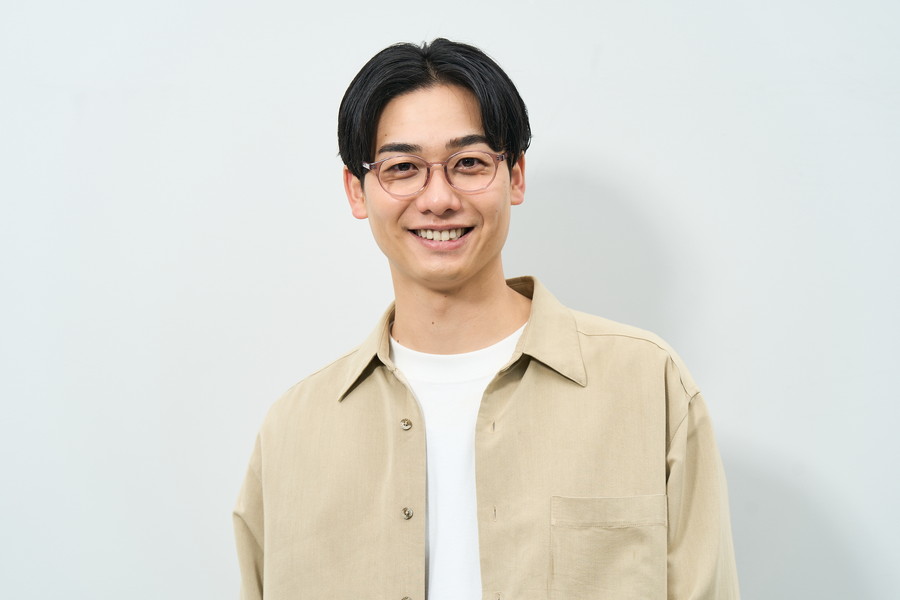 飽きのこない定番メガネ