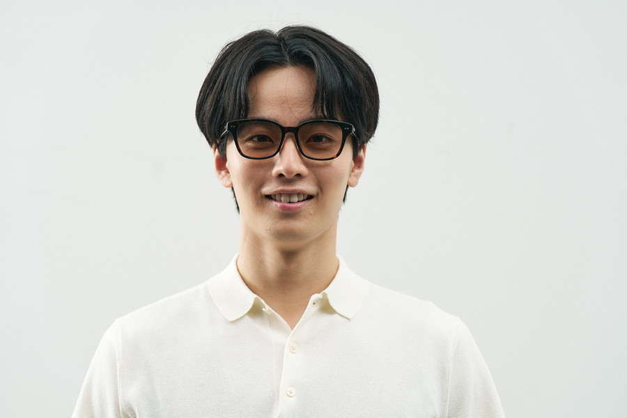 [WEB先行予約商品]Zoff｜STUDIO SEVEN (WEB限定商品)(調光レンズ搭載)