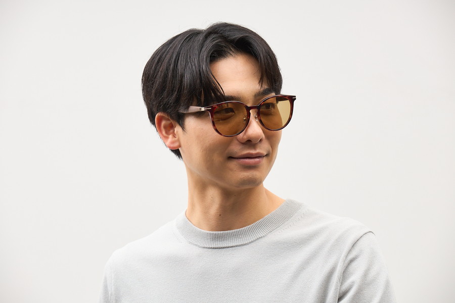 SUNCUTGlasses/UV100%CUT