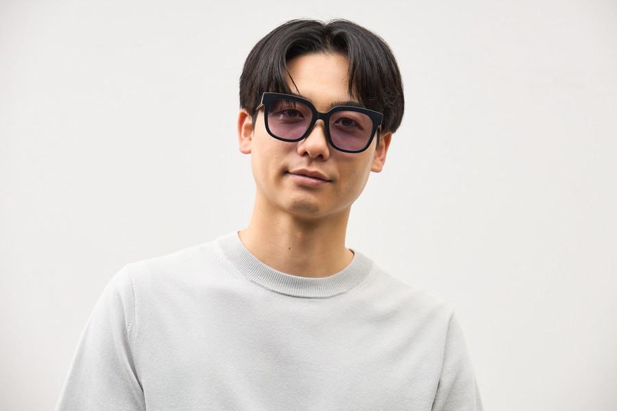 SUNCUTGlasses/UV100%CUT