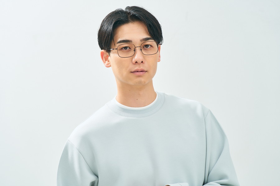 クラシックでレトロなウェリントン型