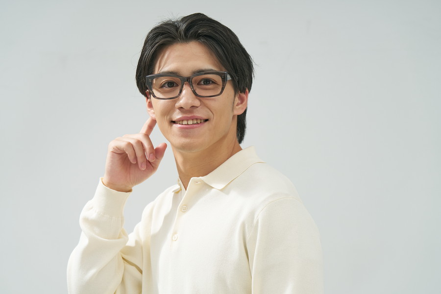 存在感のあるクラシックなウェリントン型