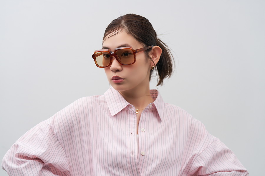 期間限定価格]SUNCUTGlasses/存在感のあるウェリントン型サングラス