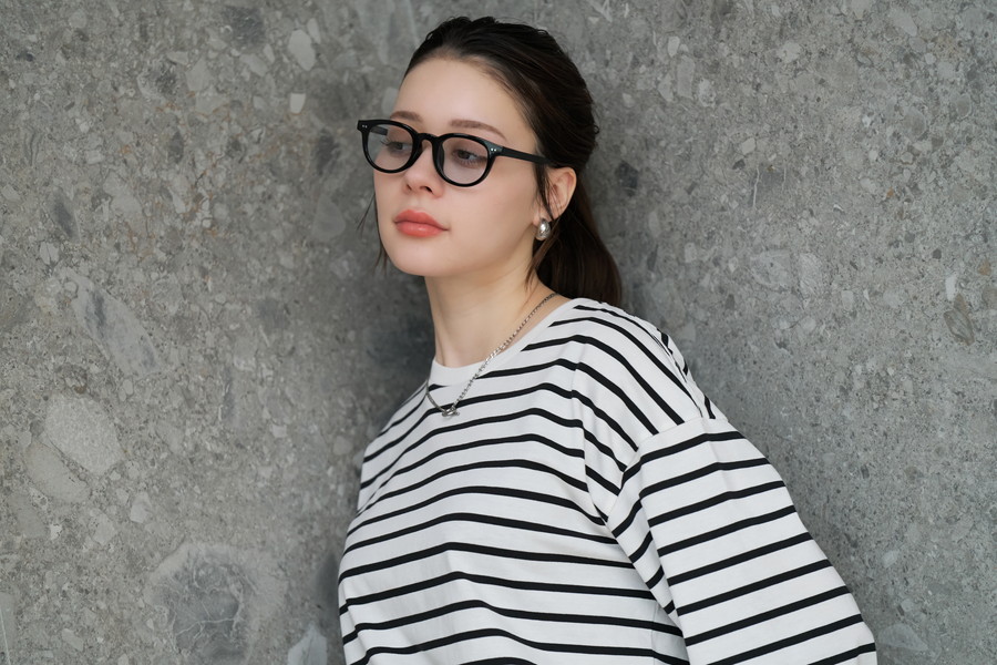 豊富なカラーが目を惹く万能なウェリントン型(WEB限定)SUNCUTGlasses