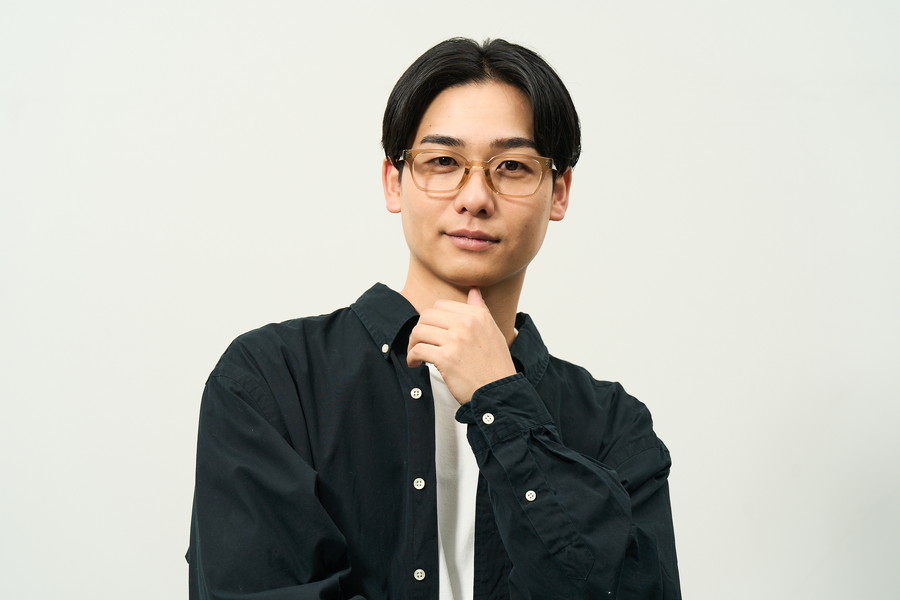 飽きのこない定番メガネ