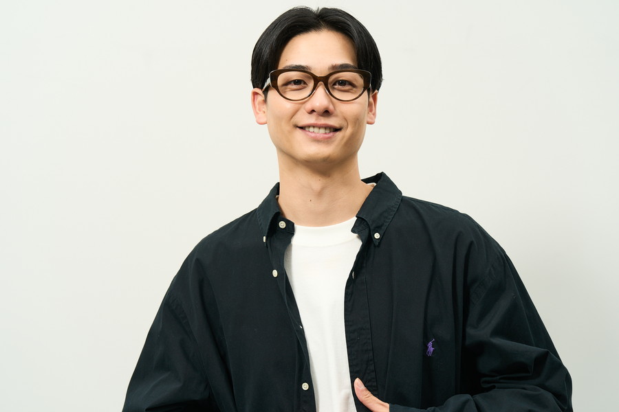 トレンドの個性的なデザインメガネ
