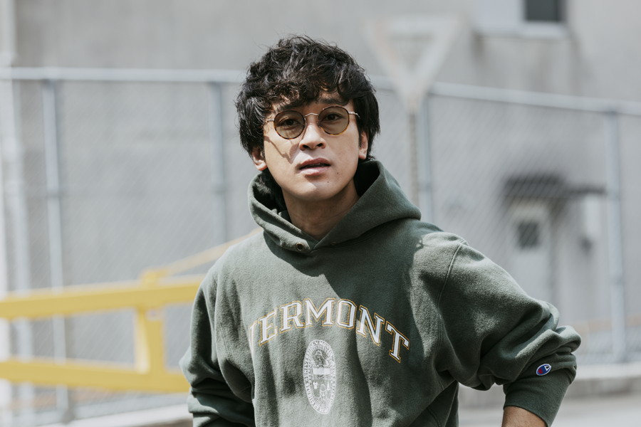 Zoff | TOSHIMITSU (度なし調光レンズ搭載)(WEB限定商品)