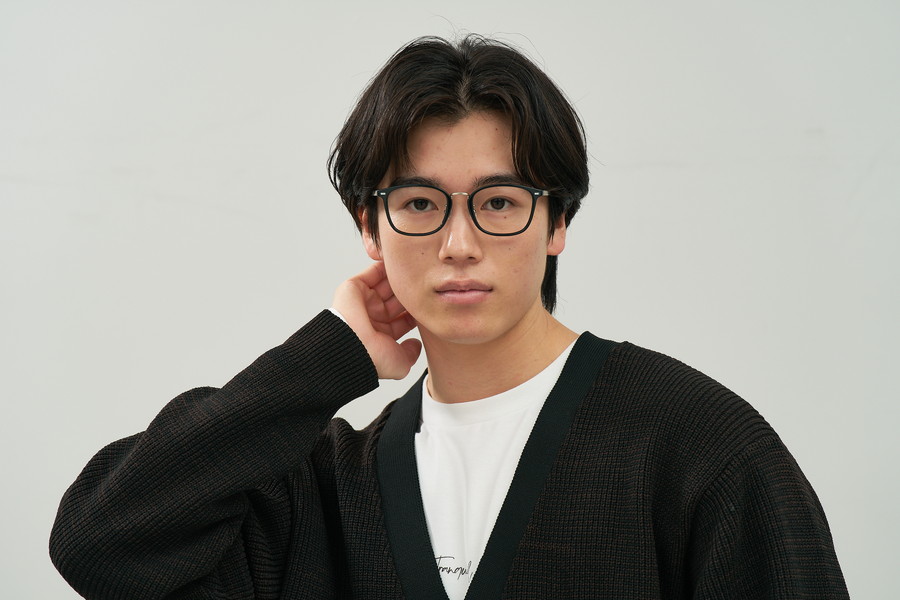 ファッション性の高いコンビネーションチタン