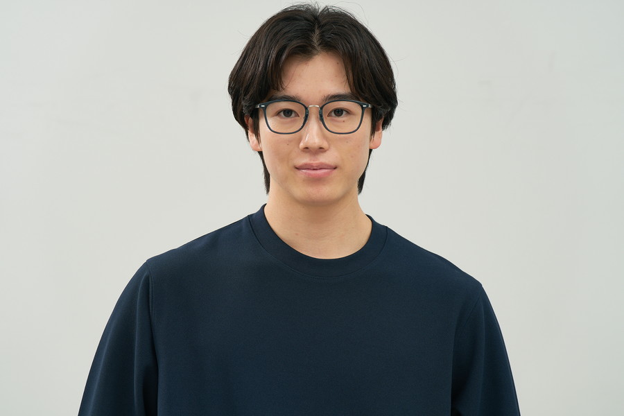 ファッション性の高いコンビネーションチタン