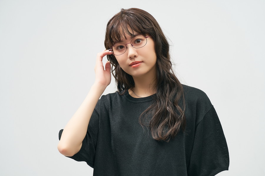 トレンド感のあるメタルフレーム/SKINNY METAL