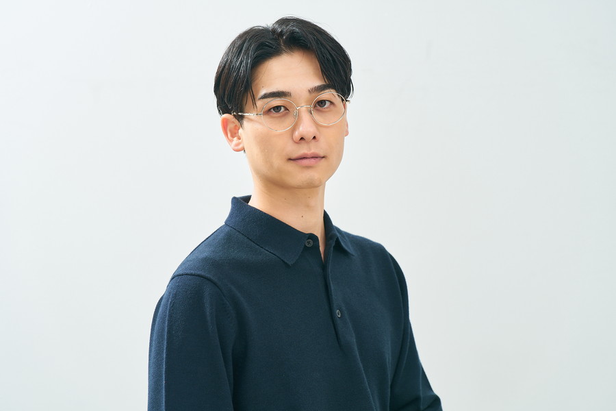 クラシックでレトロなラウンド型