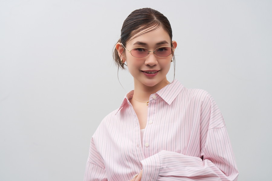 極美品 バディオプティカル ジス 眼鏡 メタルフレーム メガネ サングラス 期間限定価格]SUNCUTGlasses/トレンドのオーバル型メタルサングラス