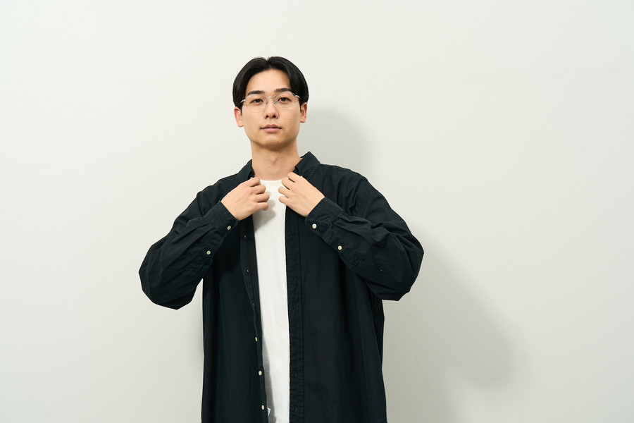 高品質チタンを使用した、ビジネス向けメガネ