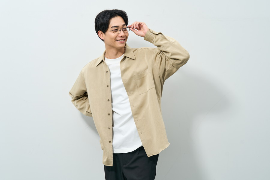 高品質チタンを使用した、ビジネス向けメガネ