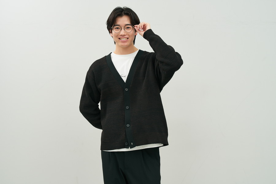 華やかさのあるボストン型チタンフレーム