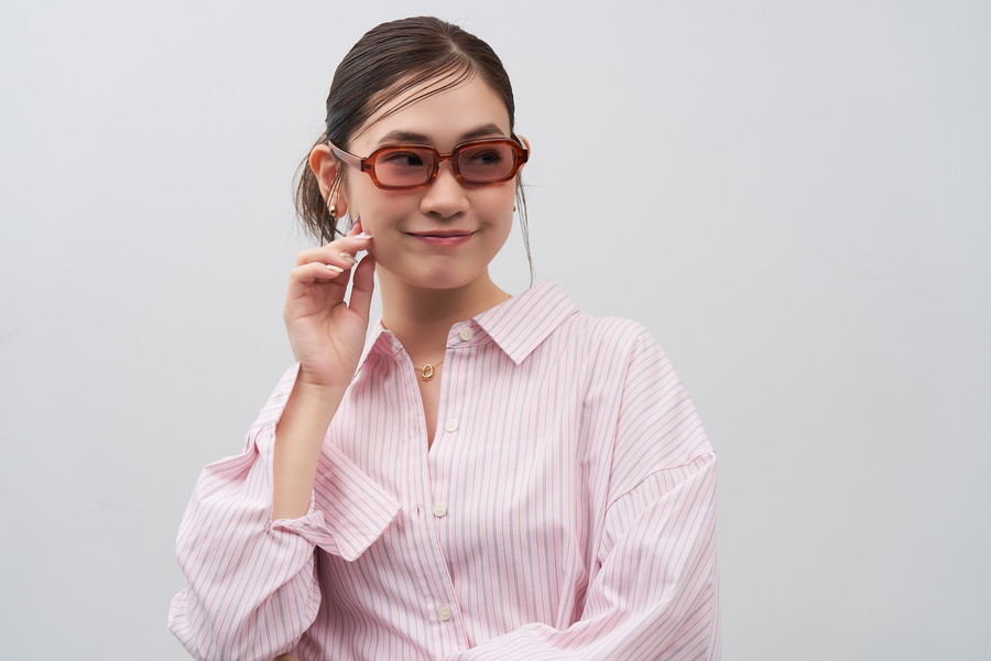期間限定価格]SUNCUTGlasses/トレンドの太縁ウェリントン型サングラス