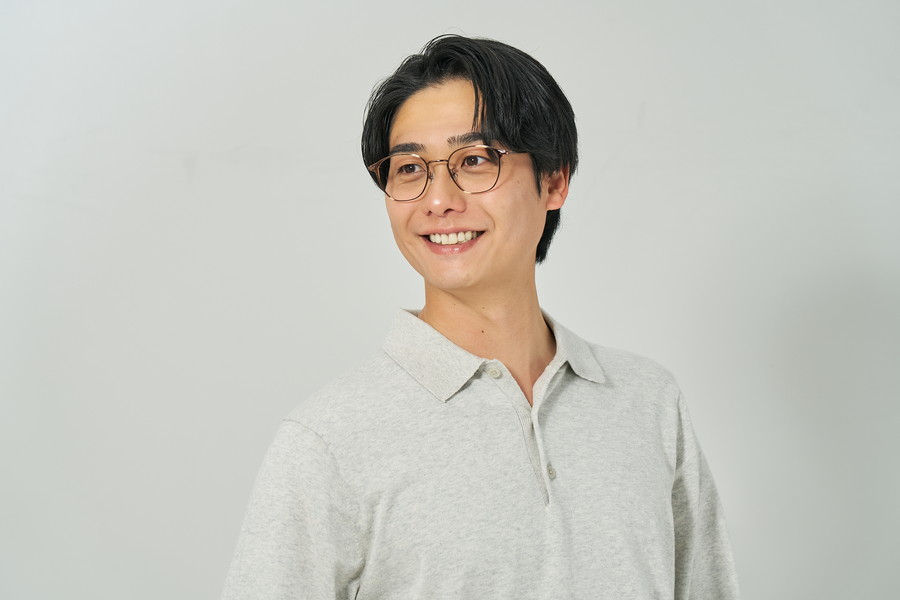 めがねさん　オーダー専用ページ すっきりとした顔馴染みの良いウェリントン型[中顔面短縮みえメガネ