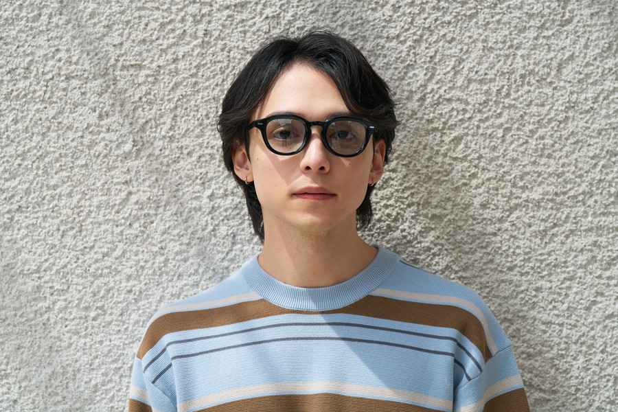 スペシャルプライス]豊富なカラーが目を惹く万能なSUNCUTGlasses/UV100