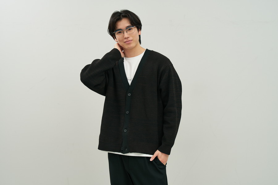 重厚感のあるウェリントン型チタンフレーム