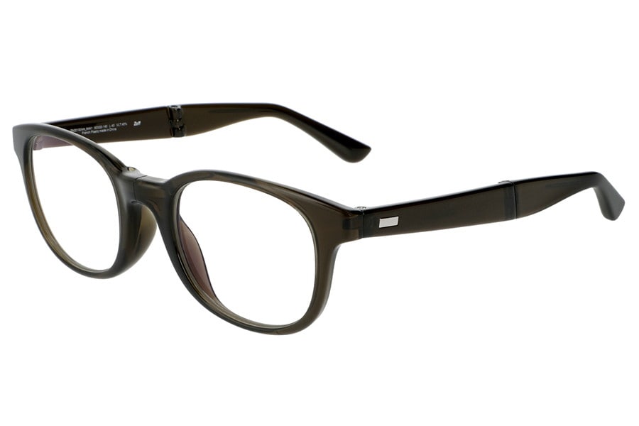 レンズの色が変わるサングラス／折りたたみ可能／OUTDOOR EDITION Zoff｜YURIE／紫外線カット率99.9%以上