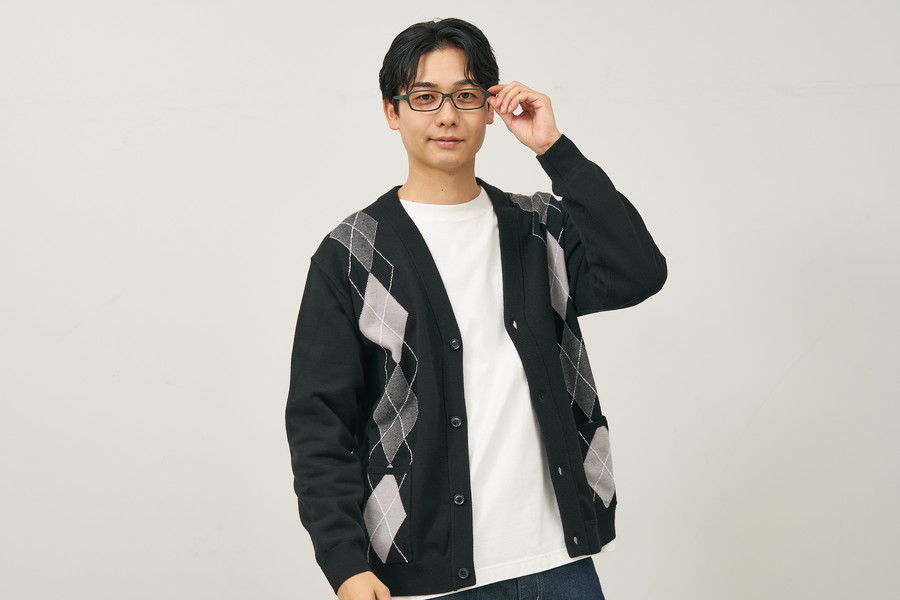 アクセントカラーが目を引く軽くてしなやかなZoff SMART（ZT251005