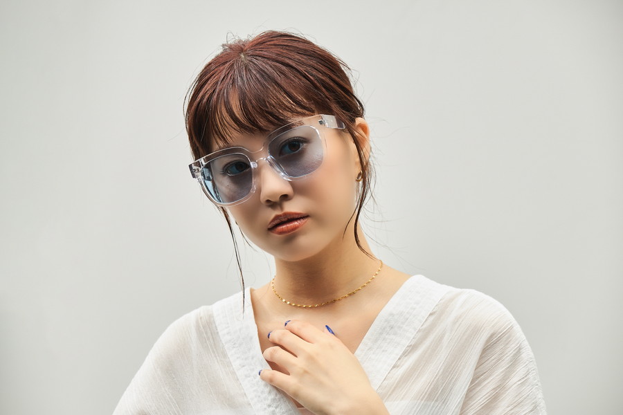 SUNCUTGlasses/UV100%CUT