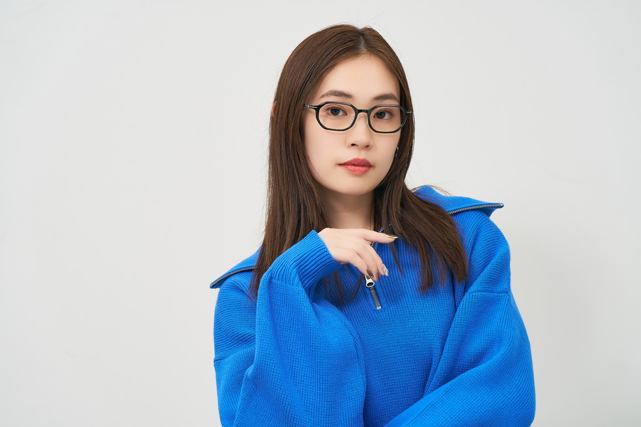 新品　Zoff SMART SKINNY JEWELRY 中顔面短縮みえメガネ セール価格][Begin特集商品]軽くてしなやかな Zoff SMART Skinny