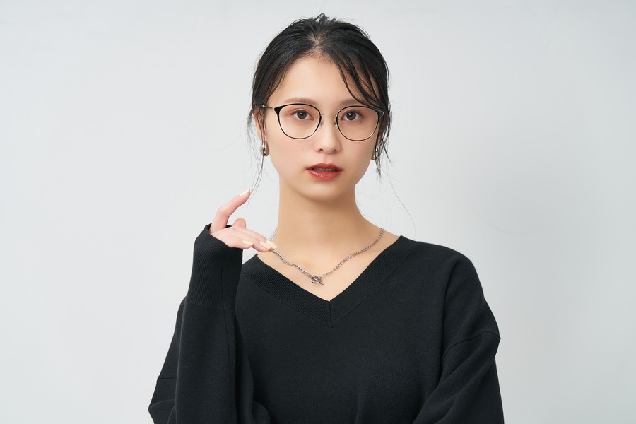 上品な印象の高見えウェリントン（ZK252002-64E1）｜メガネのZoff