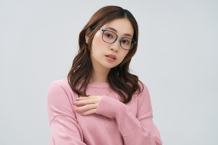 ファッション性の高いコンビネーションチタン