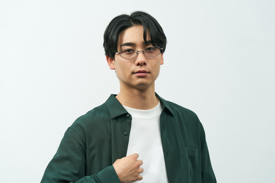 存在感のあるデザインが特徴のバレル型/SUNCUTGlasses/UV100%CUT