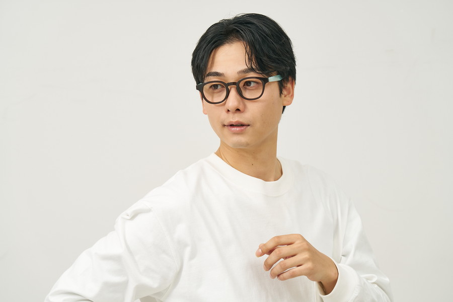 Zoff｜FRUITS ZIPPER Member's color：櫻井優衣モデル（ZA251054-43A3