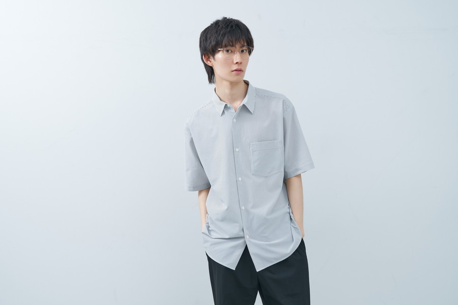 ベーシック＆トレンド感を兼ね備えたコンビフレーム[中顔面短縮みえ