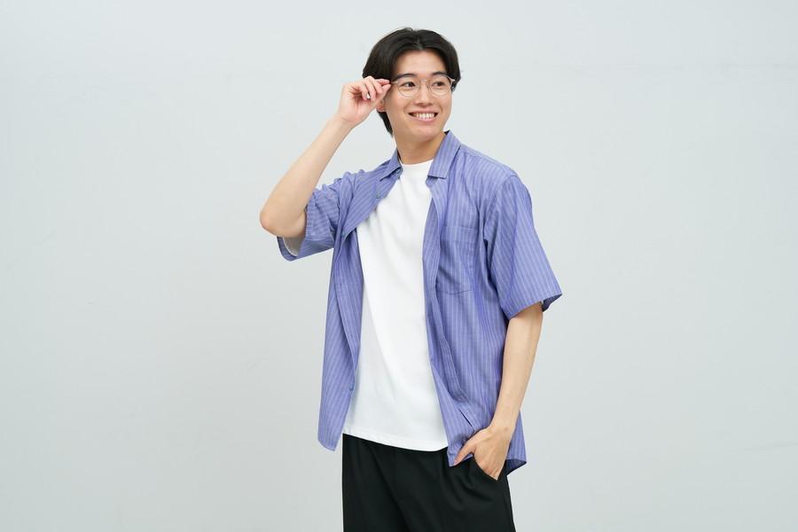 上品でフェミニンな印象のボストン型[鼻高みえメガネ][中顔面短縮みえ