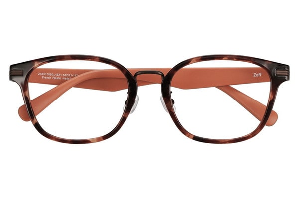 ラバーテンプルが特徴のウェリントン型メガネ