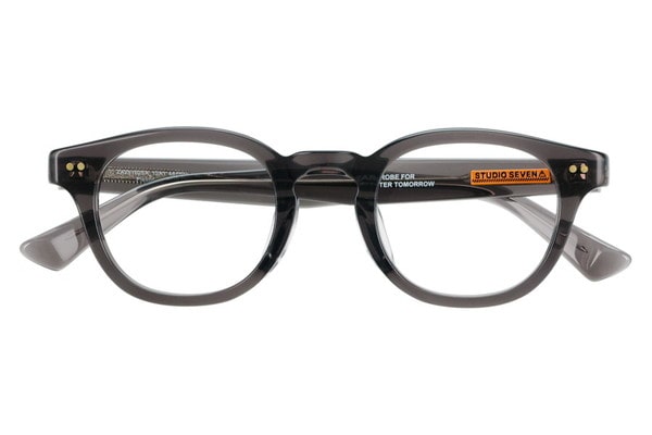 Zoff｜STUDIO SEVEN