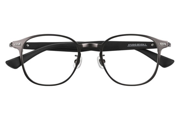 Zoff｜STUDIO SEVEN