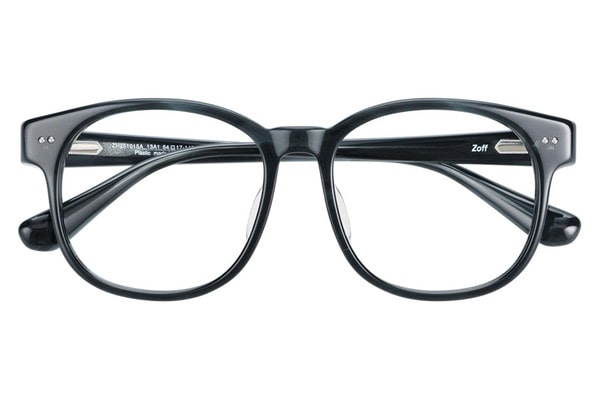 レトロで高級感のあるウェリントン型(一部店舗限定商品)