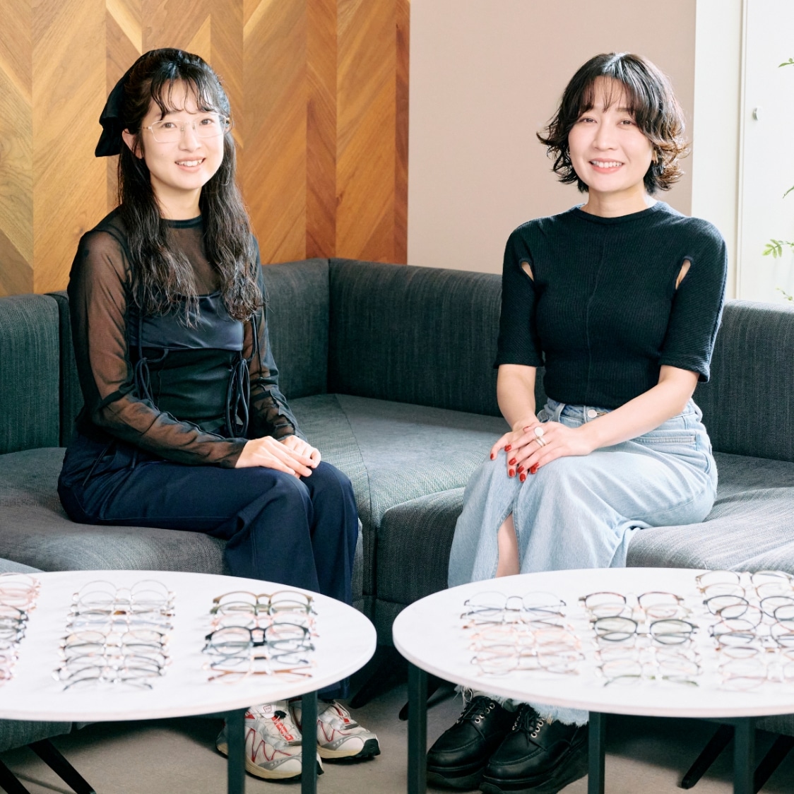メガネをかけるだけで顔の印象が整う「美支度」とは？メイクと同じく肌悩みをカラーでコントロール